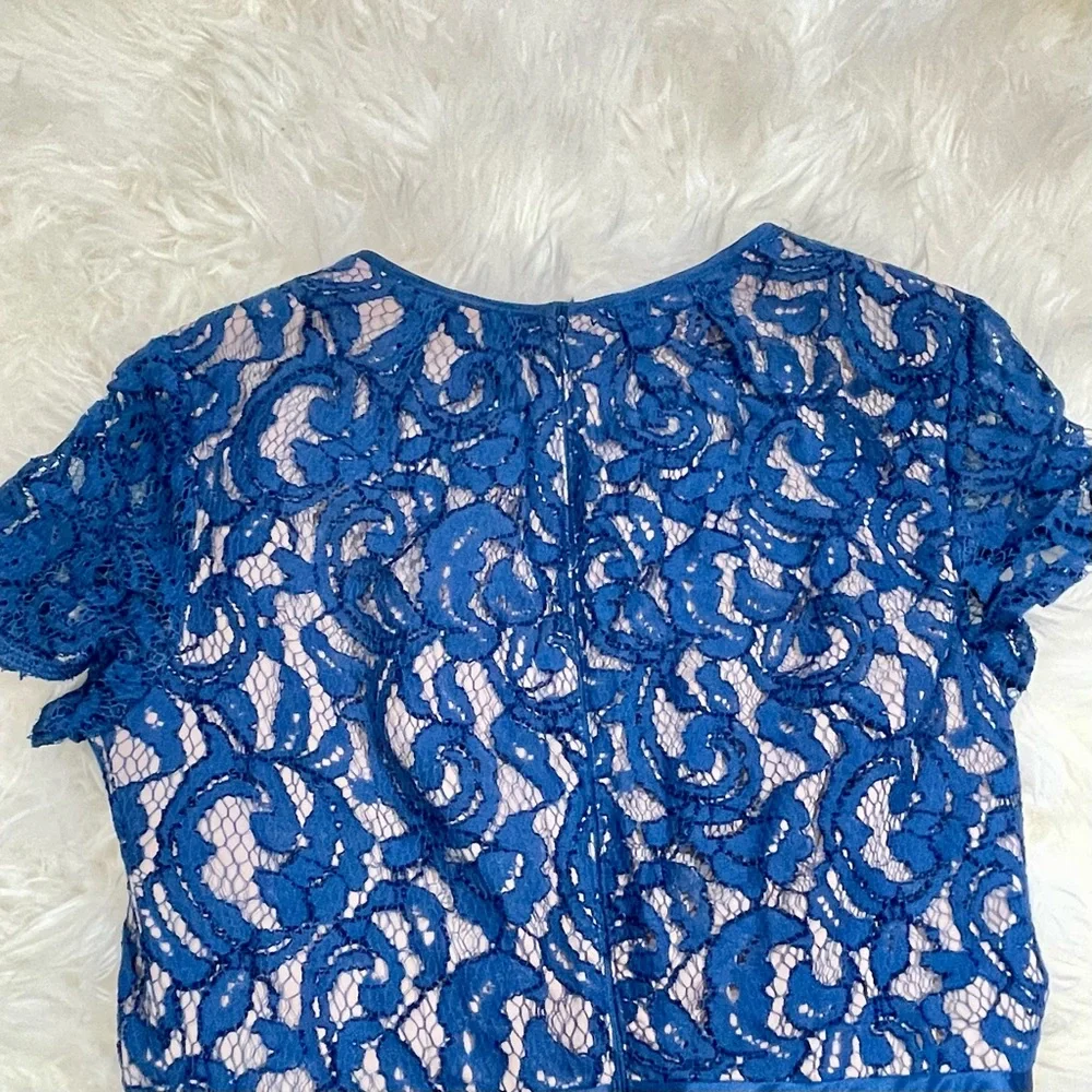 Short sleeve blue over beige lace dress - 6 - Picture 9 of 9